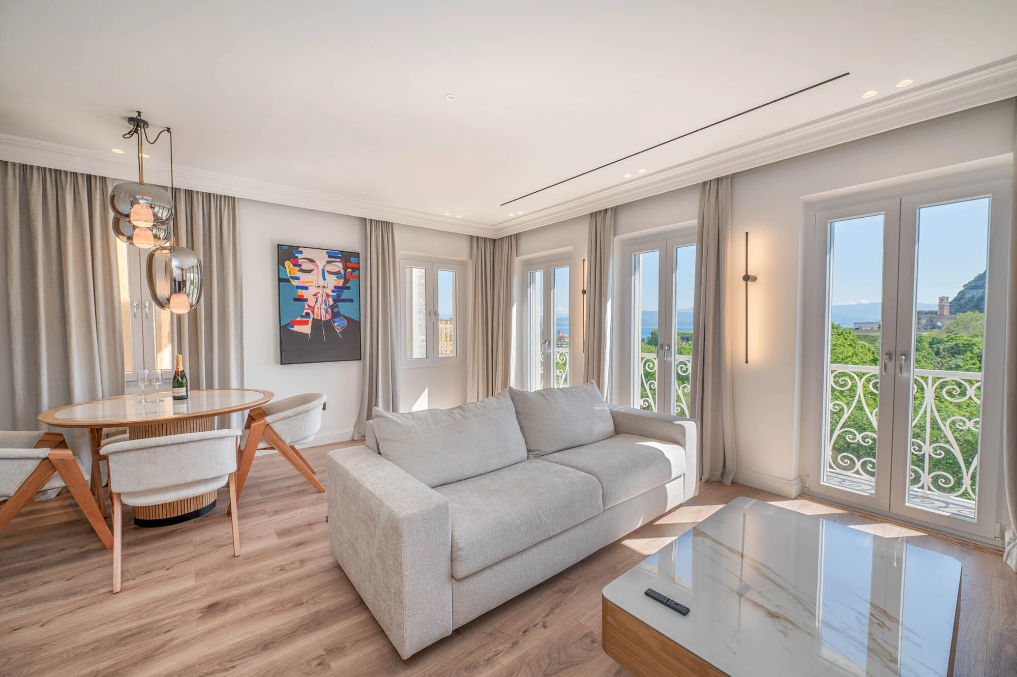 KANTONI LUXURY SUITES KANTONI LUXURY SUITES